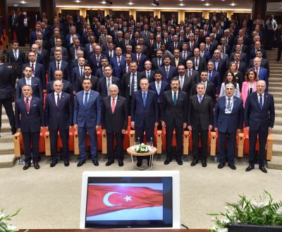 Tobb Delegeleri Hizmet Şeref Belgelerini Cumhurbaşkanı Erdoğan’ın Elinden Aldı